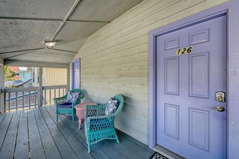 Immobilier commercial à vendre à Sarasota, Floride: 5 chambres, 302.86 m2 № 2426890 - photo 4