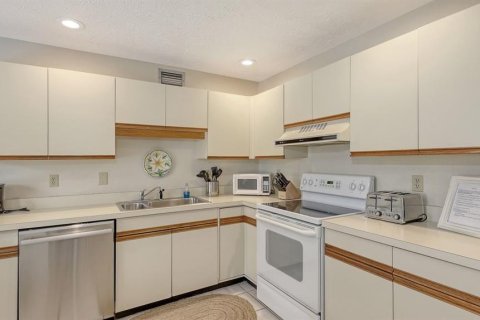 Immobilier commercial à vendre à Sarasota, Floride: 5 chambres, 302.86 m2 № 2426890 - photo 10