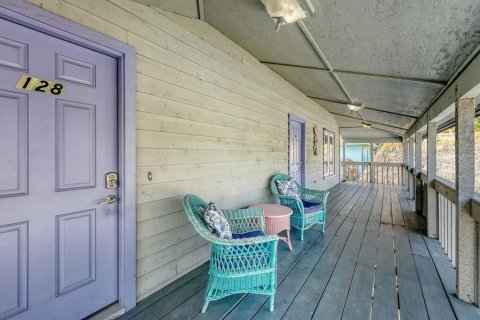 Immobilier commercial à vendre à Sarasota, Floride: 5 chambres, 302.86 m2 № 2426890 - photo 24