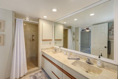 Immobilier commercial à vendre à Sarasota, Floride: 5 chambres, 302.86 m2 № 2426890 - photo 20