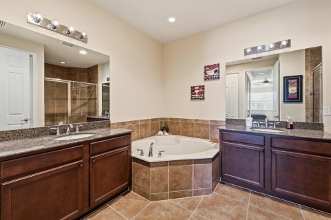 Adosado en venta en Naples, Florida, 3 dormitorios, 214.23 m2 № 2147228 - foto 11