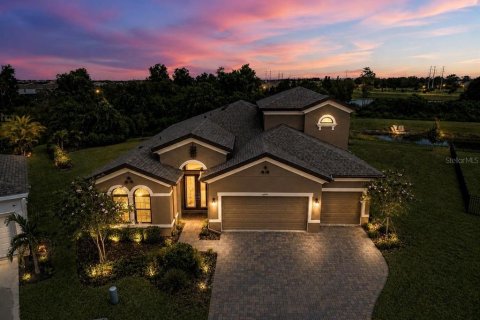 House in Apollo Beach, Florida 4 bedrooms, 293.94 sq.m. № 2349472