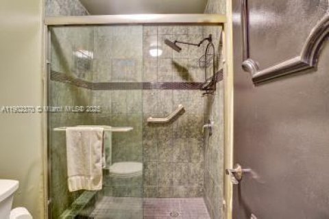 Villa ou maison à vendre à Doral, Floride: 3 chambres, 162.39 m2 № 1955536 - photo 26