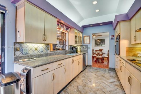 Villa ou maison à vendre à Doral, Floride: 3 chambres, 162.39 m2 № 1955536 - photo 11