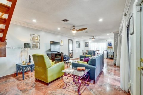Villa ou maison à vendre à Doral, Floride: 3 chambres, 162.39 m2 № 1955536 - photo 5