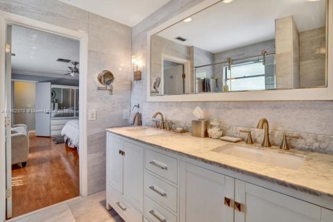 Villa ou maison à vendre à Doral, Floride: 3 chambres, 162.39 m2 № 1955536 - photo 25