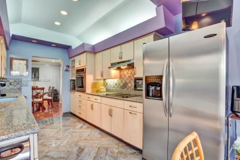 Villa ou maison à vendre à Doral, Floride: 3 chambres, 162.39 m2 № 1955536 - photo 12