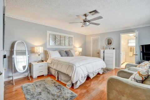 Villa ou maison à vendre à Doral, Floride: 3 chambres, 162.39 m2 № 1955536 - photo 16