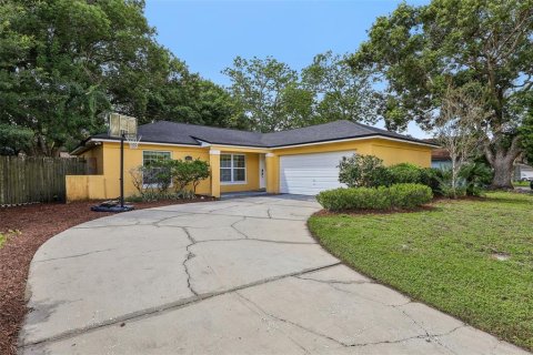 Casa en Apopka, Florida 3 dormitorios, 129.69 m2 № 2358586