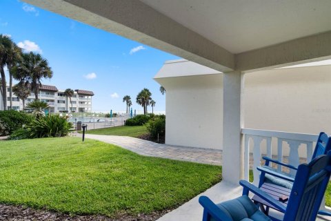 Condo in New Smyrna Beach, Florida, 1 bedroom  № 1437862 - photo 15