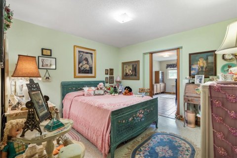 House in Leesburg, Florida 4 bedrooms, 205.13 sq.m. № 1911855 - photo 27