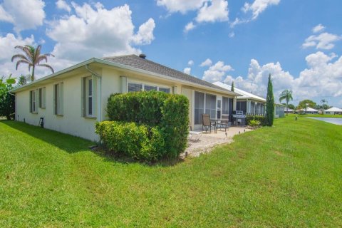 House in St. Lucie, Florida 3 bedrooms, 184.32 sq.m. № 2190256 - photo 18