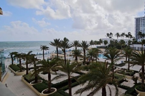 Copropriété à louer à Hollywood, Floride: 1 chambre, 69.21 m2 № 2013755 - photo 4