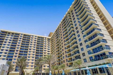 Copropriété à louer à Hollywood, Floride: 1 chambre, 69.21 m2 № 2013755 - photo 29