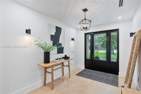 Casa en alquiler en Miami, Florida, 5 dormitorios, 353.77 m2 № 2030148 - foto 15