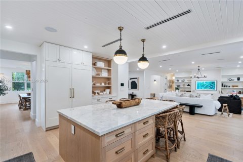 Casa en alquiler en Miami, Florida, 5 dormitorios, 353.77 m2 № 2030148 - foto 25