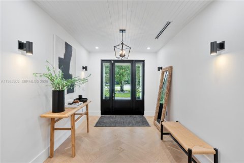 Casa en alquiler en Miami, Florida, 5 dormitorios, 353.77 m2 № 2030148 - foto 14