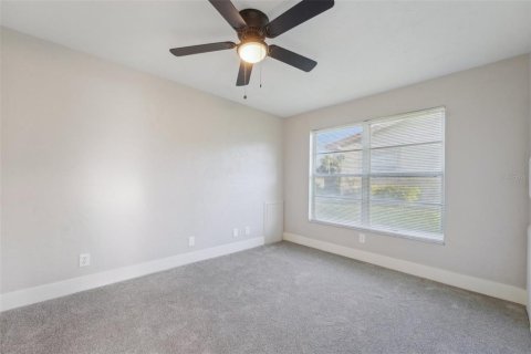 House in Saint Petersburg, Florida 3 bedrooms, 169.73 sq.m. № 1587234 - photo 29