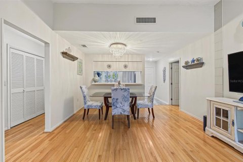 Villa ou maison à vendre à Tarpon Springs, Floride: 3 chambres, 124.4 m2 № 2396821 - photo 10