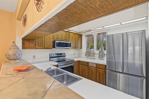 Villa ou maison à vendre à Tarpon Springs, Floride: 3 chambres, 124.4 m2 № 2396821 - photo 30