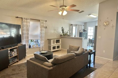 House in Maitland, Florida 3 bedrooms, 106.47 sq.m. № 2430916 - photo 5