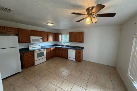 Apartment in Holly Hill, Florida 2 bedrooms, 102.75 sq.m. № 2391681 - photo 4
