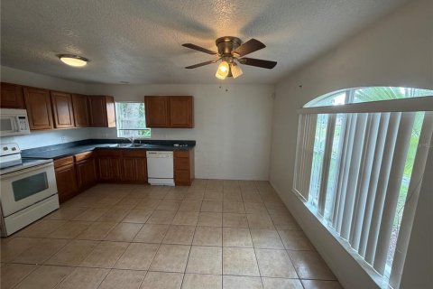 Apartment in Holly Hill, Florida 2 bedrooms, 102.75 sq.m. № 2391681 - photo 6