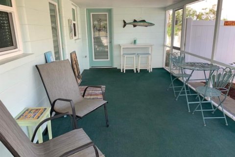 House in Englewood, Florida 2 bedrooms, 76.18 sq.m. № 1840501 - photo 2
