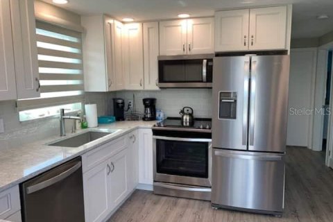 House in Englewood, Florida 2 bedrooms, 76.18 sq.m. № 1840501 - photo 7