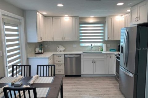 House in Englewood, Florida 2 bedrooms, 76.18 sq.m. № 1840501 - photo 6
