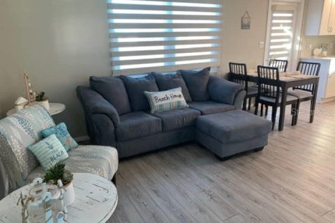 House in Englewood, Florida 2 bedrooms, 76.18 sq.m. № 1840501 - photo 4