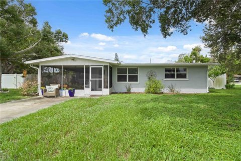 Villa ou maison à Sarasota, Floride 3 chambres, 126.35 m2 № 2258811