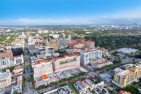 Commercial property in Coral Gables, Florida № 11547 - photo 7