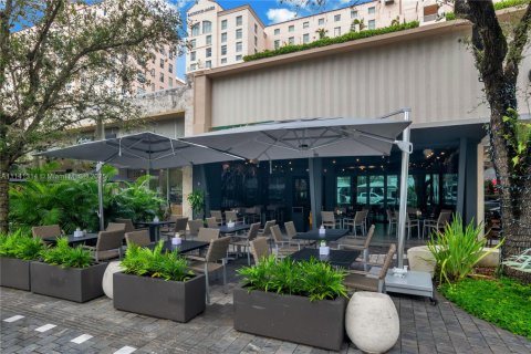 Commercial property in Coral Gables, Florida № 11547 - photo 12