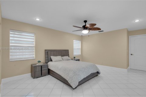 Villa ou maison à vendre à Margate, Floride: 3 chambres, 162.3 m2 № 2244321 - photo 15