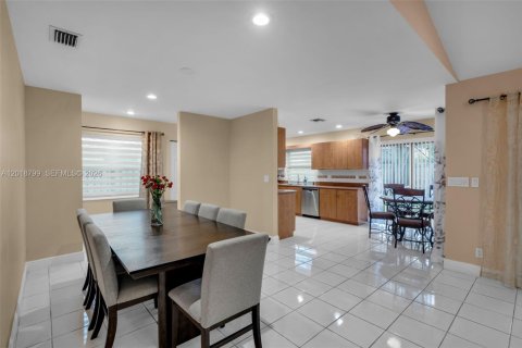 Villa ou maison à vendre à Margate, Floride: 3 chambres, 162.3 m2 № 2244321 - photo 9