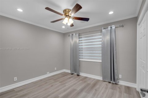 Villa ou maison à vendre à Margate, Floride: 3 chambres, 162.3 m2 № 2244321 - photo 21