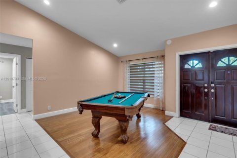 Villa ou maison à vendre à Margate, Floride: 3 chambres, 162.3 m2 № 2244321 - photo 4