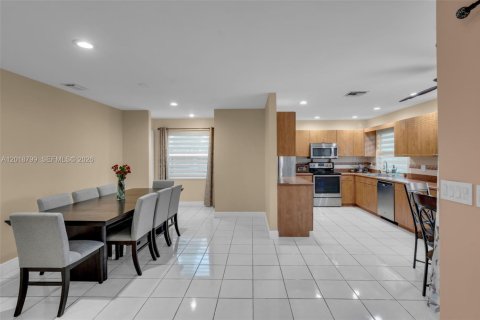 Villa ou maison à vendre à Margate, Floride: 3 chambres, 162.3 m2 № 2244321 - photo 11