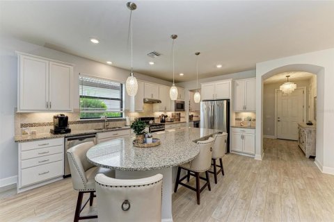 House in Bradenton, Florida 3 bedrooms, 266.35 sq.m. № 2229483 - photo 16