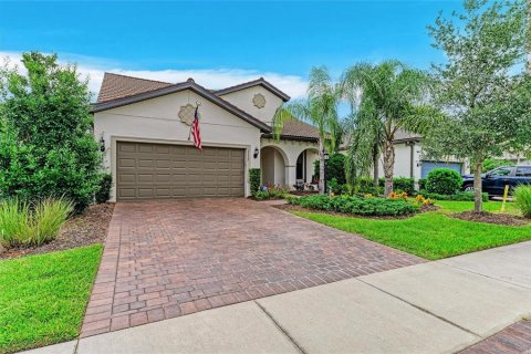 House in Bradenton, Florida 3 bedrooms, 266.35 sq.m. № 2229483 - photo 5