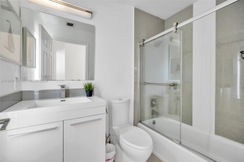 Купить виллу или дом в Бока-Ратон, Флорида 3 спальни, 135.82м2, № 2026697 - фото 28