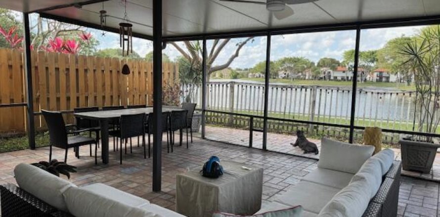 Casa en Boca Raton, Florida 3 dormitorios, 147.99 m2 № 2177281