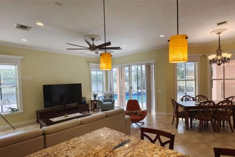 Casa en venta en Weston, Florida, 6 dormitorios, 414.07 m2 № 2087824 - foto 7