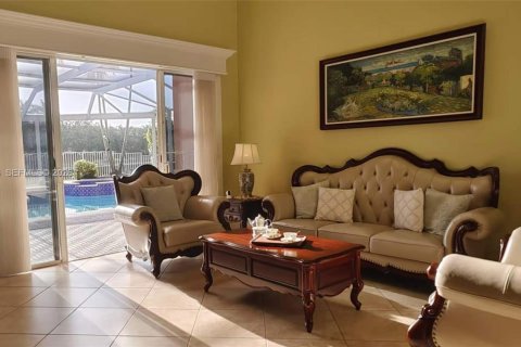 Casa en venta en Weston, Florida, 6 dormitorios, 414.07 m2 № 2087824 - foto 4