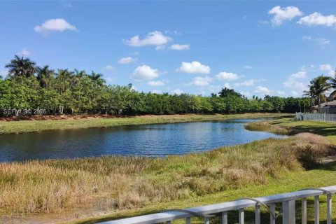 Casa en venta en Weston, Florida, 6 dormitorios, 414.07 m2 № 2087824 - foto 28