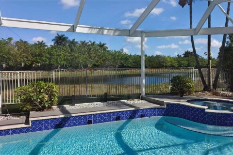 Casa en venta en Weston, Florida, 6 dormitorios, 414.07 m2 № 2087824 - foto 30