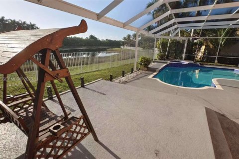 Casa en venta en Weston, Florida, 6 dormitorios, 414.07 m2 № 2087824 - foto 24