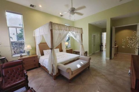Casa en venta en Weston, Florida, 6 dormitorios, 414.07 m2 № 2087824 - foto 16