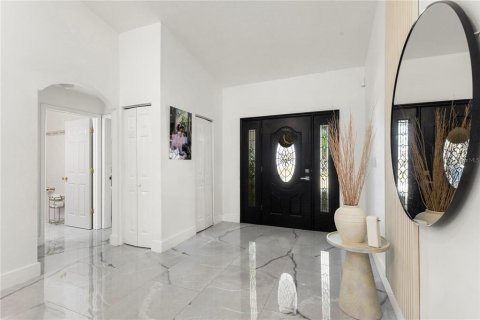 Casa en venta en Tampa, Florida, 5 dormitorios, 288.37 m2 № 2384139 - foto 3